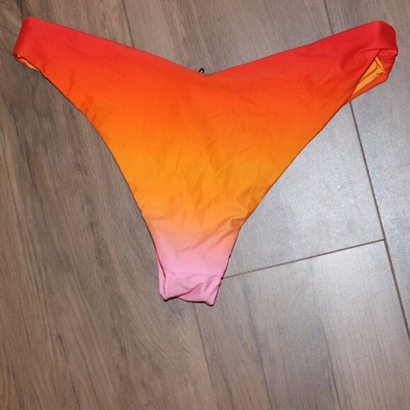 NWT WeWoreWhat Delilah Bikini Bottom in baby pink Multi Women's Size Large - Picture 3 of 7